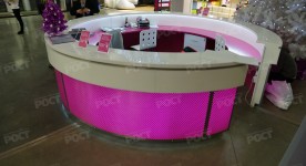 Стойка ресепшн в ТЦ